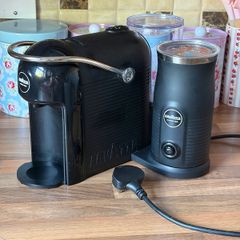 Lavazza A Modo Mio Jolie & Milk Evo coffee machine