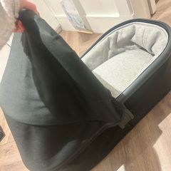 UPPA BABY bassinet for Uppa baby vista pram