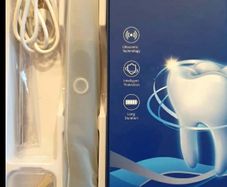 Smart Sonic teeth cleaner