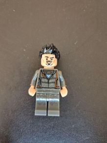 LEGO Marvel Avengers Infinity War Tony Stark Minifigure