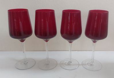 Fabulous Set of Four Hand Blown Ruby Red/Clear Stemmed Large Universal Shaped Wine Glasses in Excellent Condition
