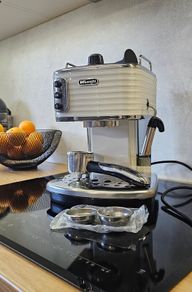 Delonghi coffee machine - Scultura