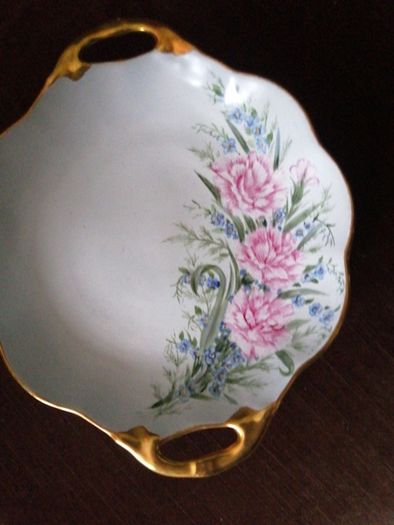 Porcelain plate by Ann Hutchison