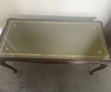 Coffee table - Queen Anne style mahogany