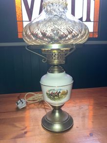 lamp with hunt theme