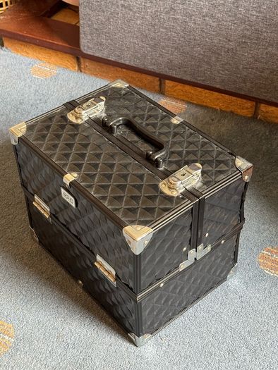 makeup box