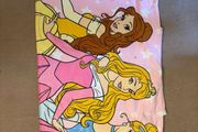 Disney Princess girl bath or pool towel