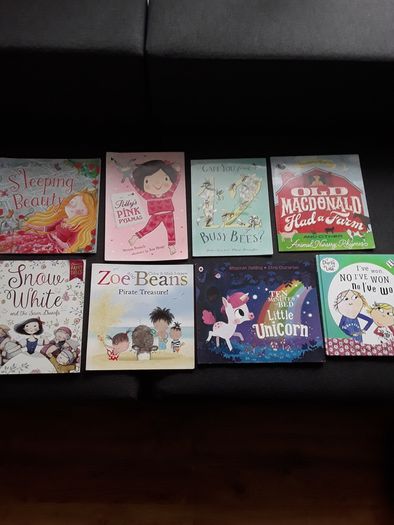 25 toddler books in perfect condition