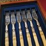 antique fish cutlery set in box Image 10