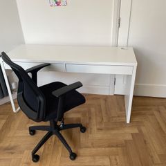 office chair and desk