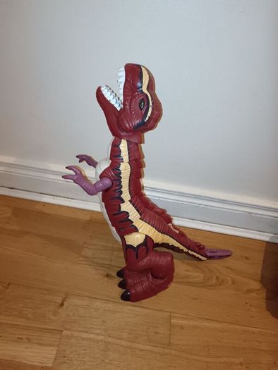 mega t rex dinosaur
