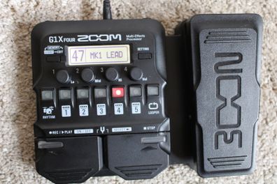 Zoom G1XFour Multi Effects Pedal for Electric Guitar