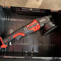 Milwaukee M18