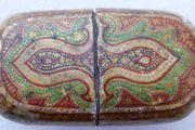 Vintage handmade hand-painted papier-mache  box. India. Kashmir Rare  Box