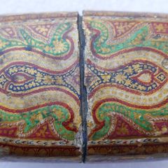 Vintage handmade hand-painted papier-mache  box. India. Kashmir Rare  Box