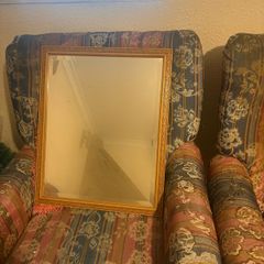 Wall mirror