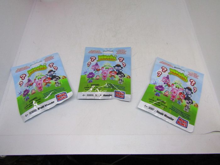 LOT OF 3 Mega Bloks Moshi Monsters 80600 Series 1 Minifigure Mystery Pack LOT OF 3 Also Compatible With Lego And Other Brands