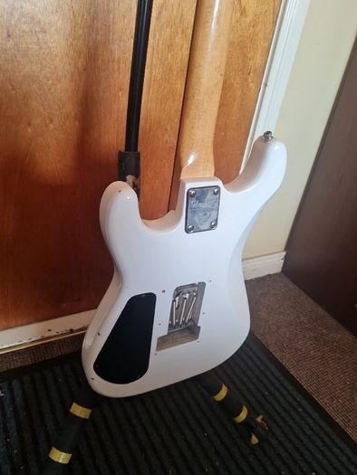 Charvel Charvette Mij Olympic white!