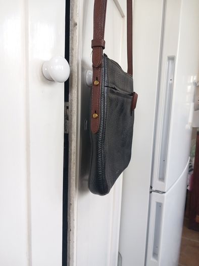 Fossil Black Tan Trimmed Cross Body Bag