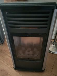 Manhattan gas stove