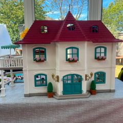 schleich farm house and horse set