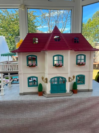 schleich farm house and horse set