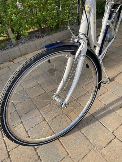 Pendleton Somerby E Electric Hybrid Bike     As New     Fully Serviced