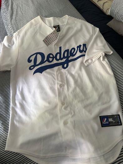 NBA jerseys and baseball jerseys