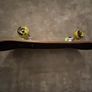 Skateboard & padding Image 7