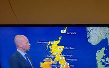 Tv not a smart Tv F