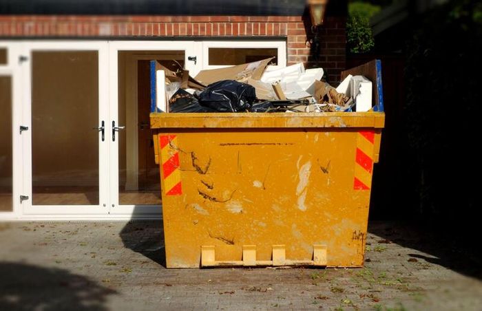 Clear Outs and Skip Loading Service