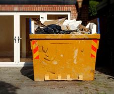 Clear Outs and Skip Loading Service