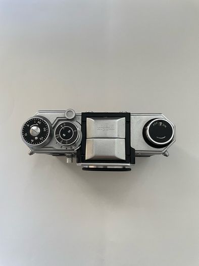 Edixa Reflex SLR film camera (Waist Level View Finder) camera only