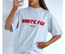 White Fox t-shirt - Grey and red
