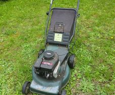 Lawnmower