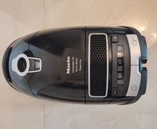 Miele vacuum cleaner
