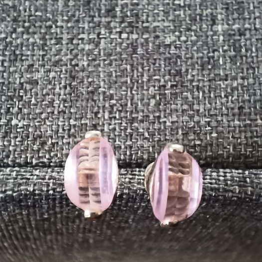 2x Silver earrings