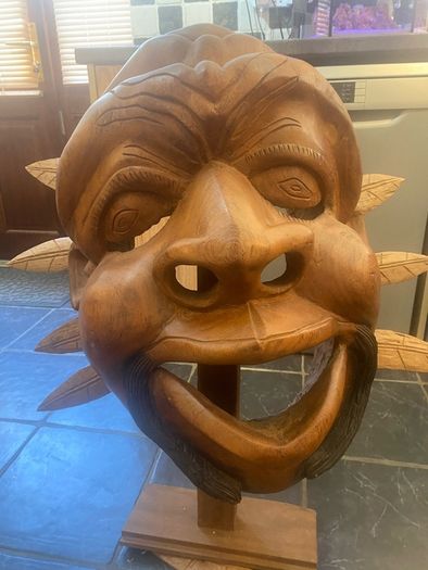 Massive mahogany head