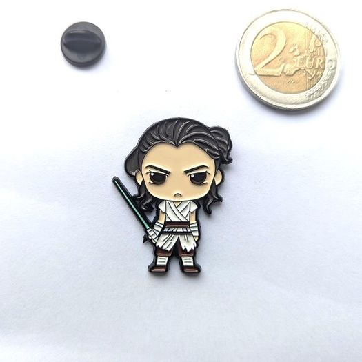 [6-Pack] Star Wars Enamel Pin Bundle | Boba Fett, Darth Vader, Rey & More