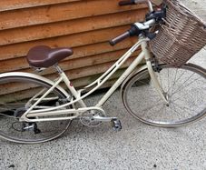 electra ladies bike