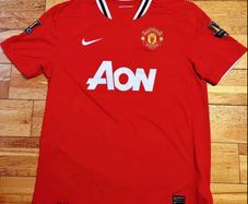 Man Utd Home Jersey Size Large