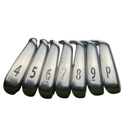 Titleist 710 AP2 Irons / 4-Pw / Project X Rifle 5.0 Senior