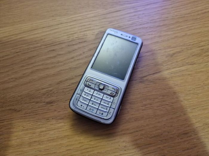 Nokia n73