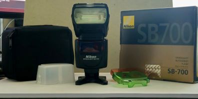 Nikon SB-700 Speedlight