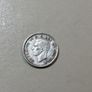 6 assorted coins including 2 silver coins Image 9