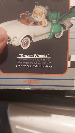 Rare special edition Corvette with Santa new