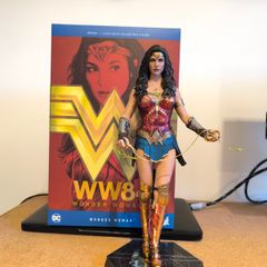 Wonder Woman 84' - Hot