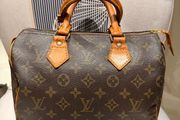 Louis Vuitton Speedy 25 Authentic