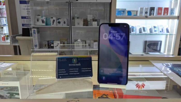 Iphone 14 Used Like New Sim Free Unlocked A Grade