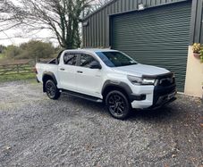 Toyota Hilux 2.8 Invincible No Vat